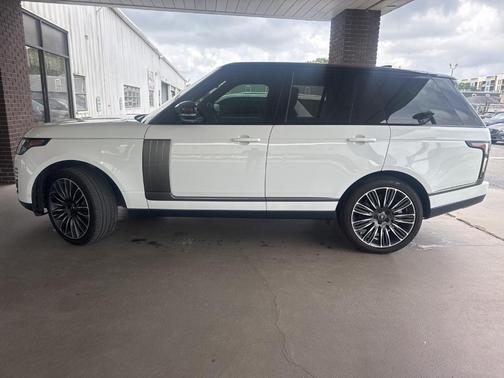 2022 Land Rover Range Rover P525 HSE Westminster