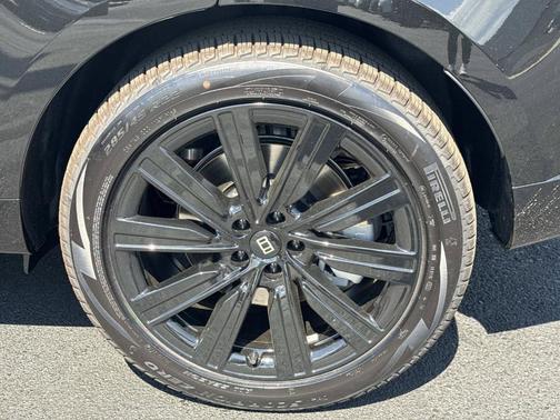 Santorini Black 2027 Land Rover Range Rover SE