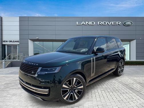 British Racing Green 2026 Land Rover Range Rover P400 SE