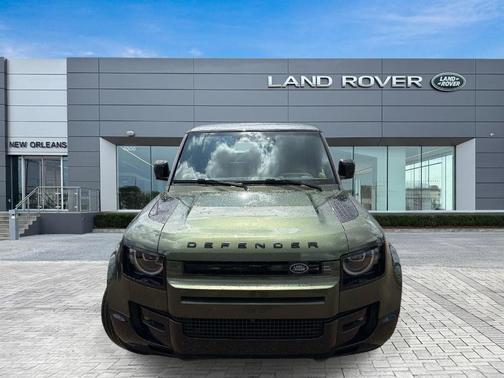 Woolstone Green 2026 Land Rover Defender P500 X-Dynamic SE