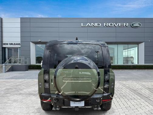 Woolstone Green 2026 Land Rover Defender P500 X-Dynamic SE