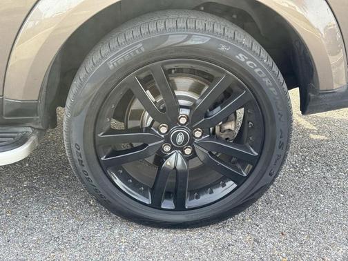 2016 Land Rover LR4 Base