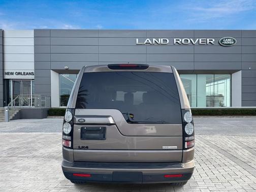 2016 Land Rover LR4 Base