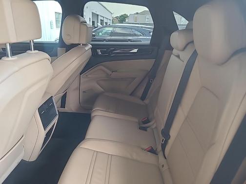 2019 Porsche Cayenne S
