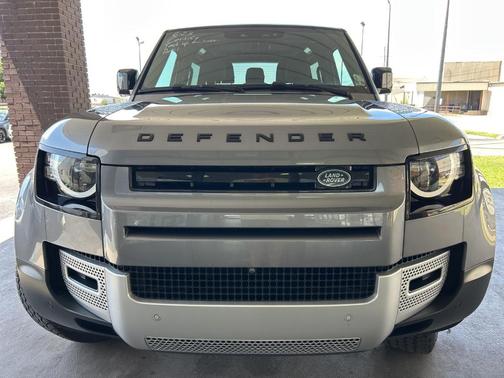 2023 Land Rover Defender 90 S