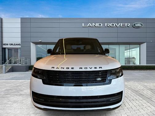 2025 Land Rover Range Rover P550e SE