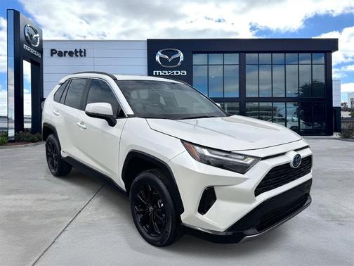 2022 Toyota RAV4 Hybrid SE