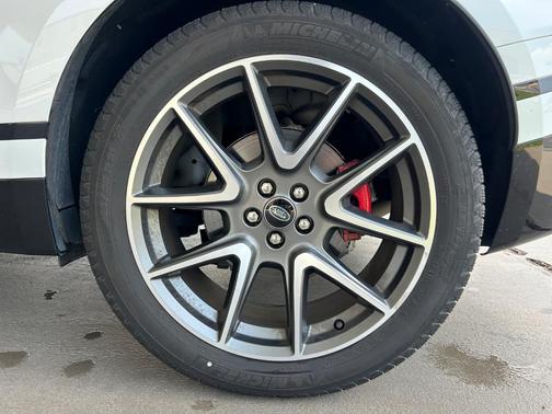 2024 Land Rover Range Rover Velar Dynamic SE