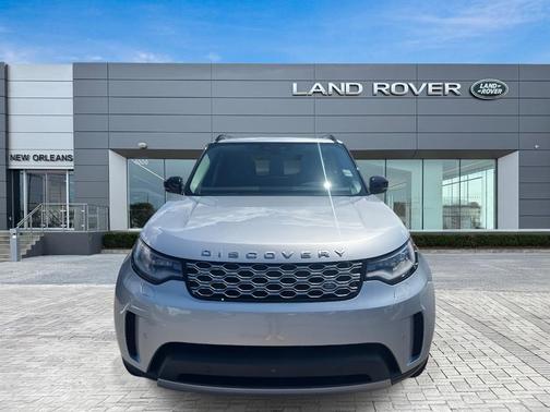 2024 Land Rover Discovery P300 S