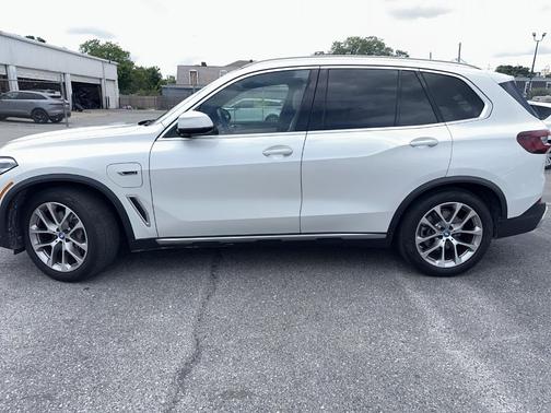 2022 BMW X5 PHEV xDrive45e