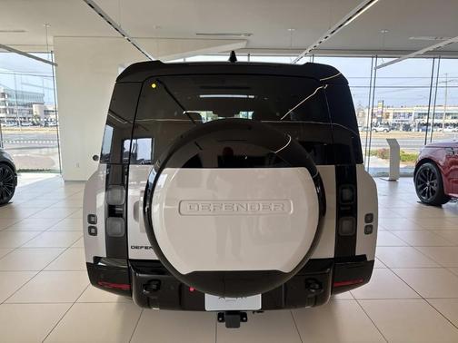 Borasco Grey 2026 Land Rover Defender 130 X