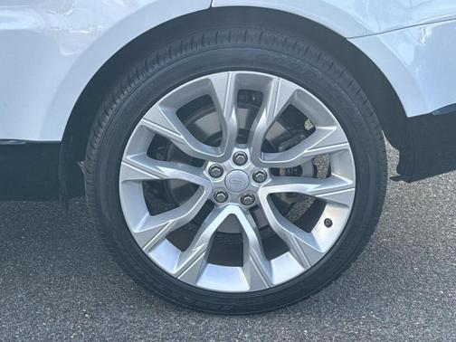 2020 Land Rover Range Rover Sport 3.0L Supercharged HSE