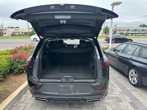 Santorini Black 2023 Land Rover Range Rover Sport SE