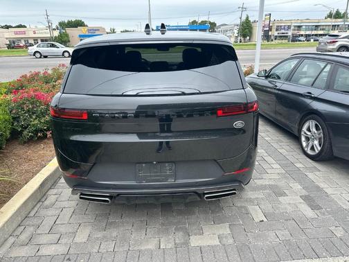 Santorini Black 2023 Land Rover Range Rover Sport SE