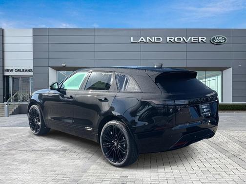 2026 Land Rover Range Rover Velar Dynamic SE