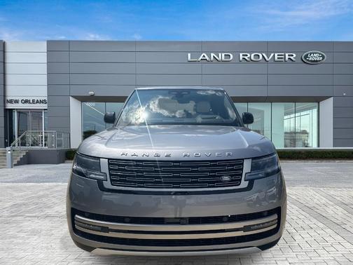 2025 Land Rover Range Rover P400 SE 7 Seat