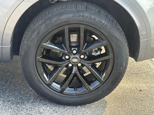 2025 Land Rover Discovery Sport S