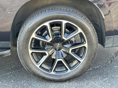 2022 Chevrolet Suburban RST