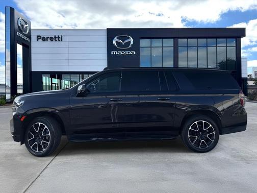 2022 Chevrolet Suburban RST