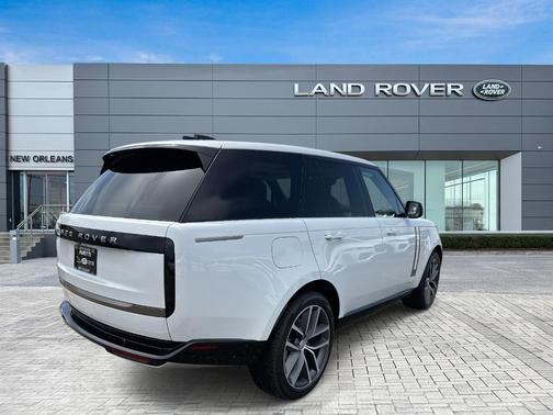 2025 Land Rover Range Rover P550e SE