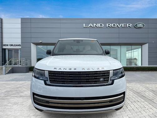 2025 Land Rover Range Rover P550e SE