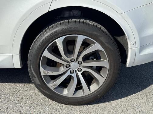 2024 Land Rover Discovery Sport Core S