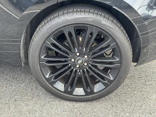 Santorini Black 2026 Land Rover Range Rover Velar P250 Dynamic SE