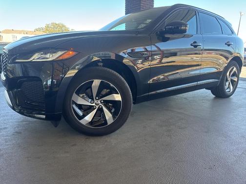 2024 Jaguar F-PACE P250 R-Dynamic S