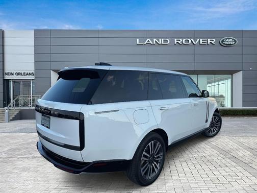2024 Land Rover Range Rover P530 SE