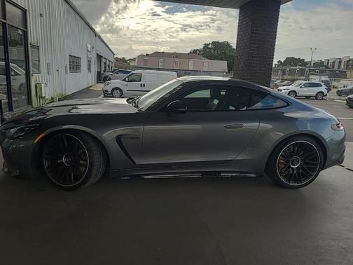 2025 Mercedes-Benz AMG GT 63 Base