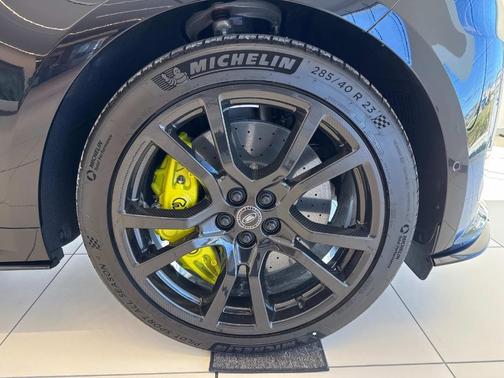 2025 Land Rover Range Rover Sport P635 SV Edition Two