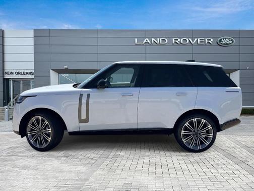 Ostuni Pearl White 2026 Land Rover Range Rover P400 SE