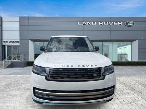 Ostuni Pearl White 2026 Land Rover Range Rover P400 SE