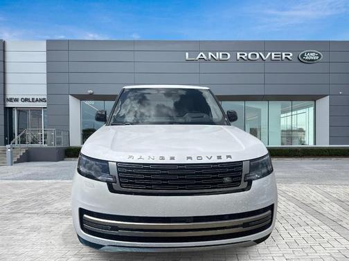 Ostuni Pearl White 2026 Land Rover Range Rover P400 SE