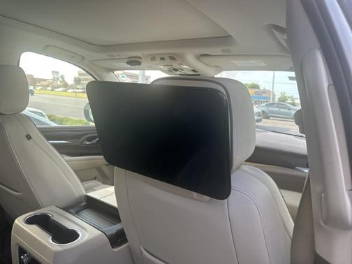 White Frost Tri-Coat 2021 GMC Yukon XL Denali