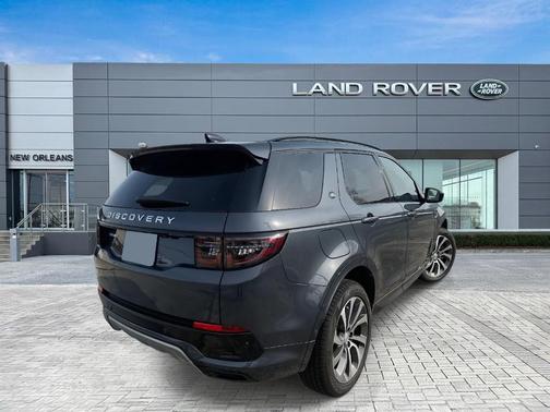 Varesine Blue 2025 Land Rover Discovery Sport S