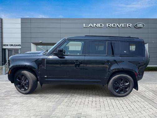 2024 Land Rover Defender P400 X-Dynamic SE