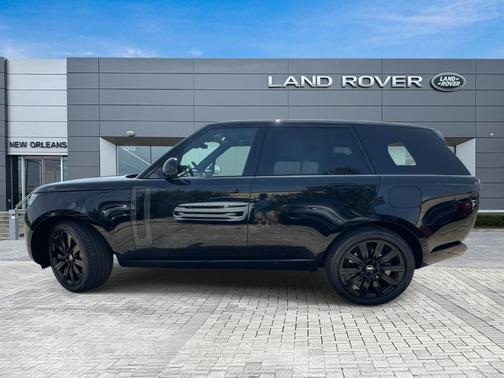 2025 Land Rover Range Rover P550e SE