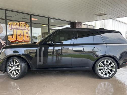 2023 Land Rover Range Rover P530 SE