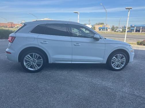 2019 Audi Q5 2.0T Premium Plus