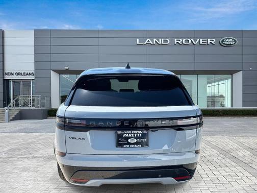 2026 Land Rover Range Rover Velar Dynamic SE