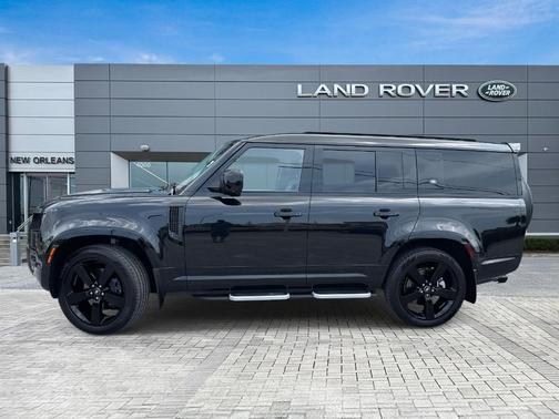 2023 Land Rover Defender X-Dynamic SE