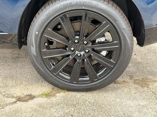 Petrolix Blue Gloss 2026 Land Rover Range Rover P550e SE