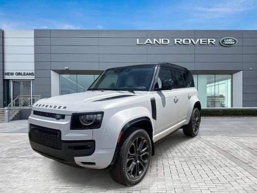 2026 Land Rover Defender V8