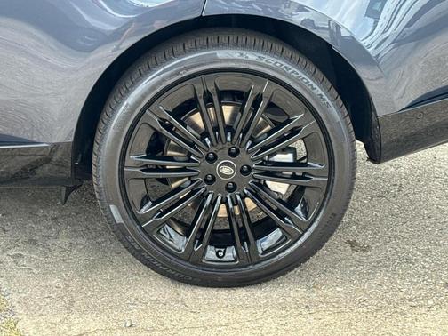 2025 Land Rover Range Rover P530 SE 7 Seat