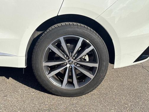 2025 Jaguar F-PACE P250 R-Dynamic S