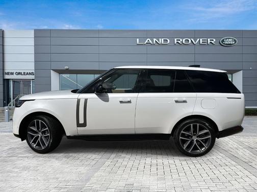 2025 Land Rover Range Rover P550e SE