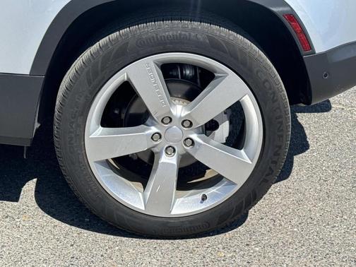 2024 Land Rover Defender P300 S