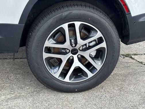 Borasco Grey 2026 Land Rover Defender 130 S