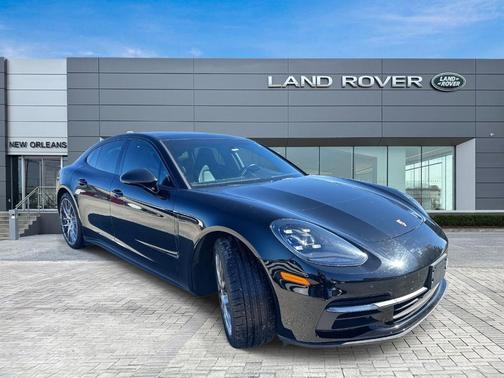 2018 Porsche Panamera 4
